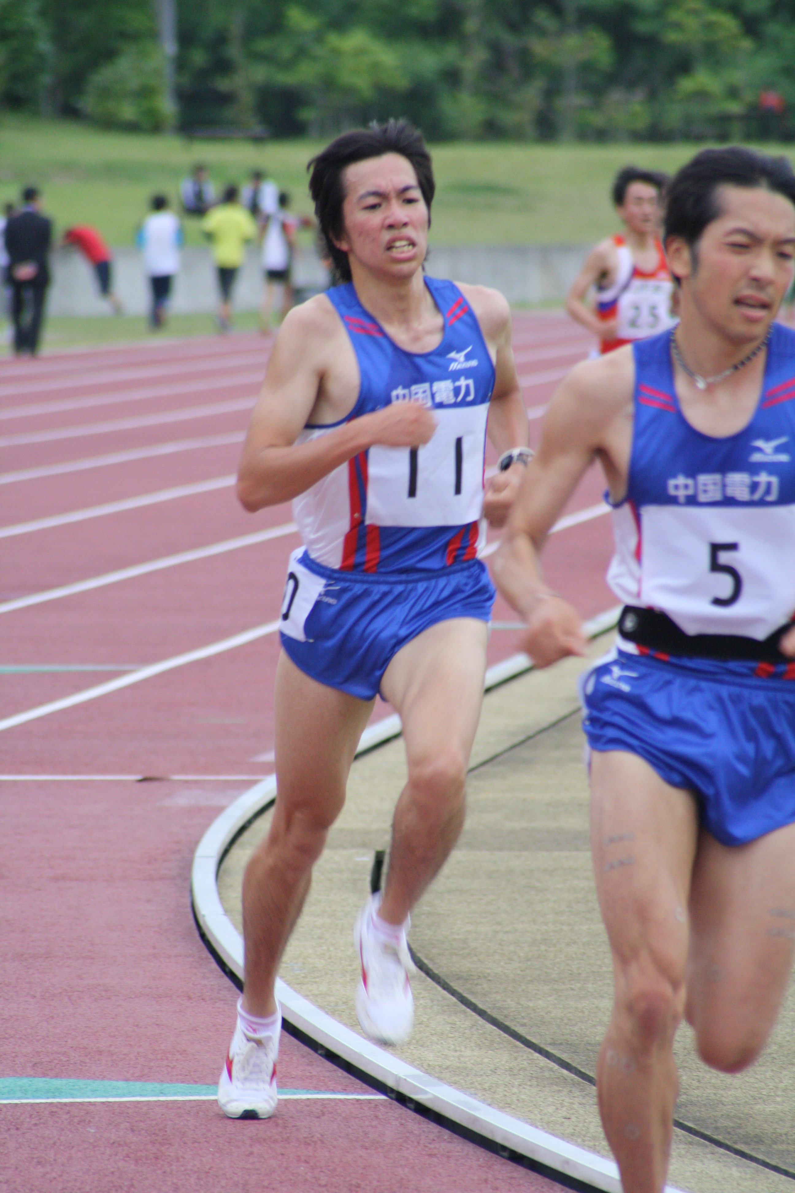 2012県実陸上5000山崎.jpg