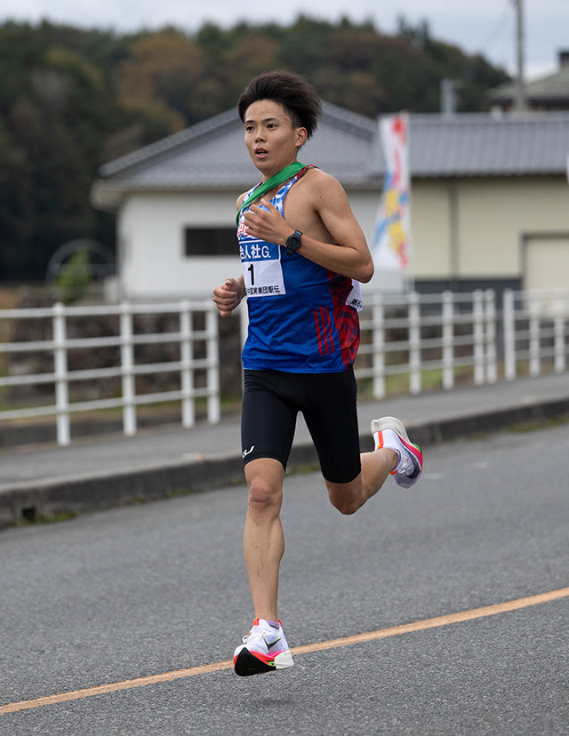 20231112中国実業団駅伝4区(清野太成).jpg