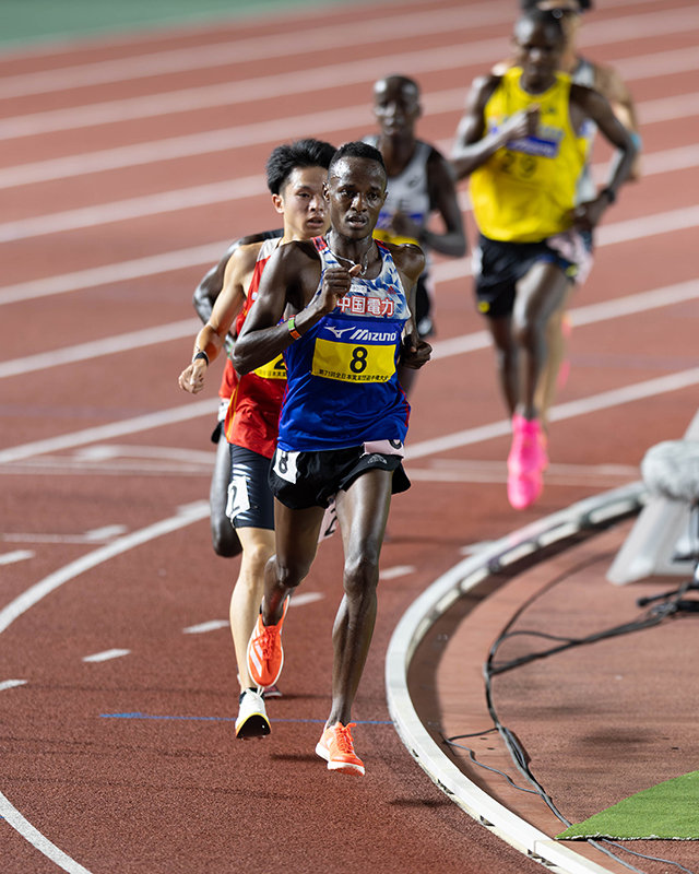 20230923全日本実業団陸上10000m(ワウエル)2.jpg