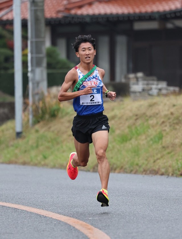 221113中国実業団駅伝4区(池田).jpg