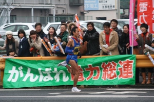 ②７区森政選手に大きなエールを送る応援団.JPGのサムネール画像