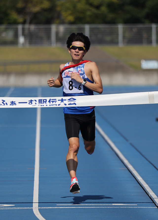 221016広島県実業団駅伝（6区A藤川）.JPG