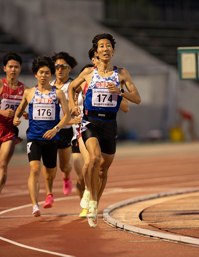 230520中国実業団陸上5000m(岡本).jpg