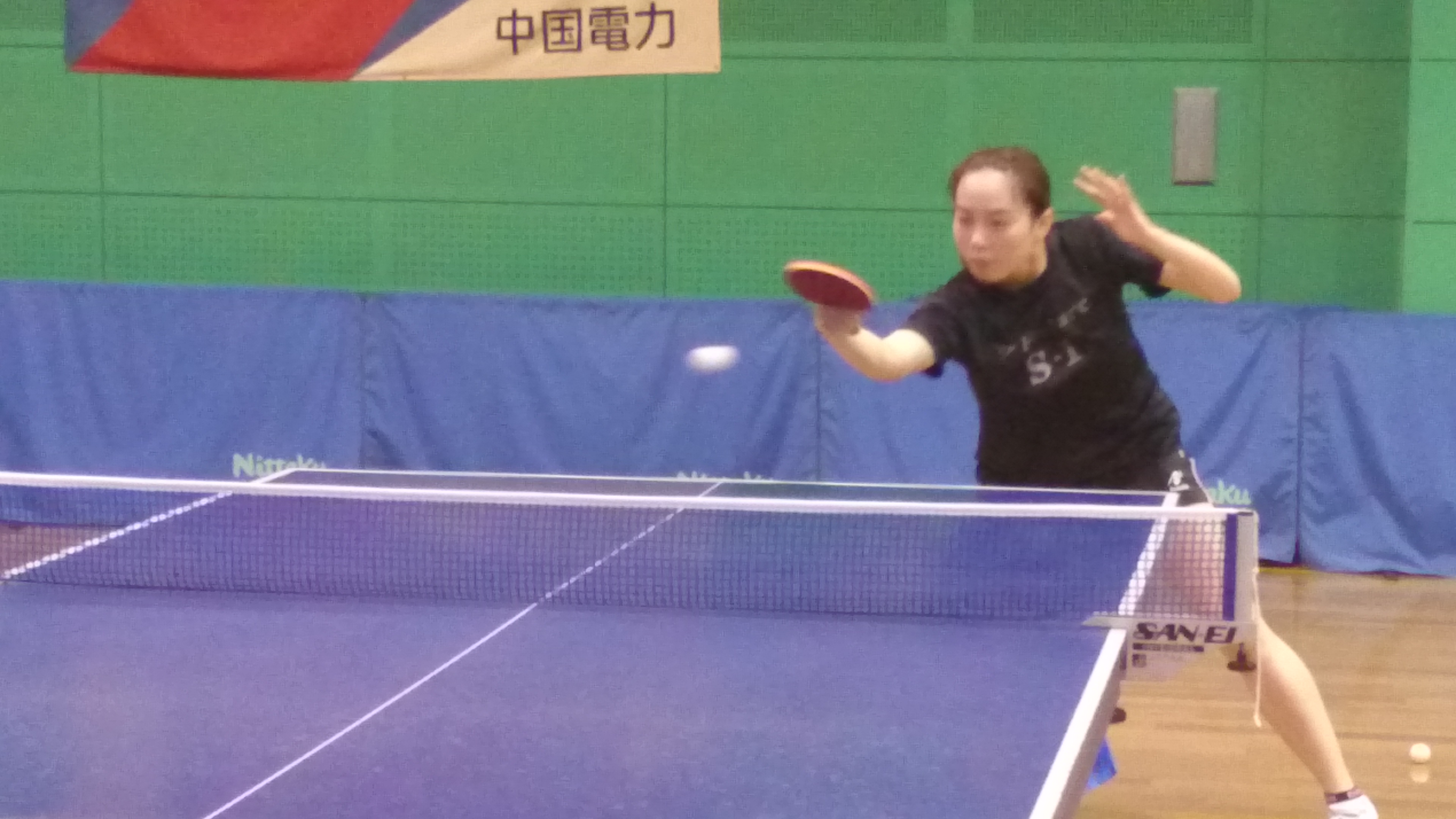 http://www.energia-ssc.org/w-tabletennis/%E4%B8%89%E5%AE%85%E9%81%B8%E6%89%8B.JPG